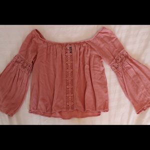 Pink off the shoulder top (L)